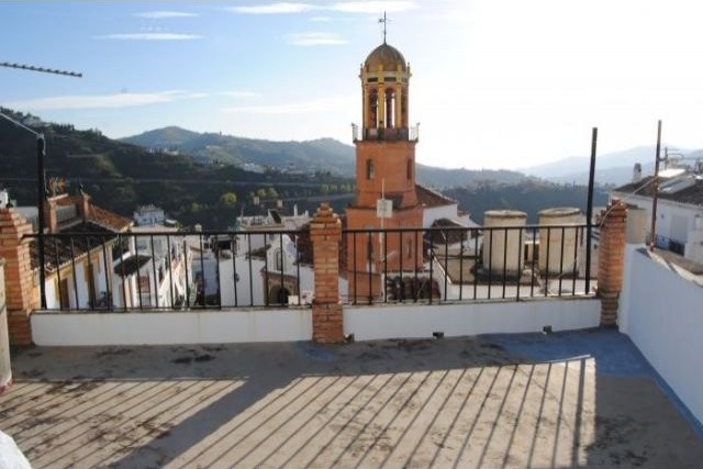 Town House for Sale in Competa, Competa..