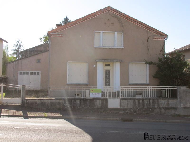 Detached 3 Bedroom House