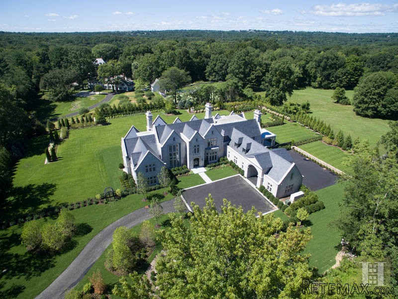 5 bedroom House For Sale: 11 ROUND HILL..