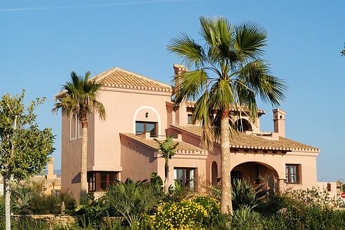 LUXURY VILLA WITH PRIVATE POOL
