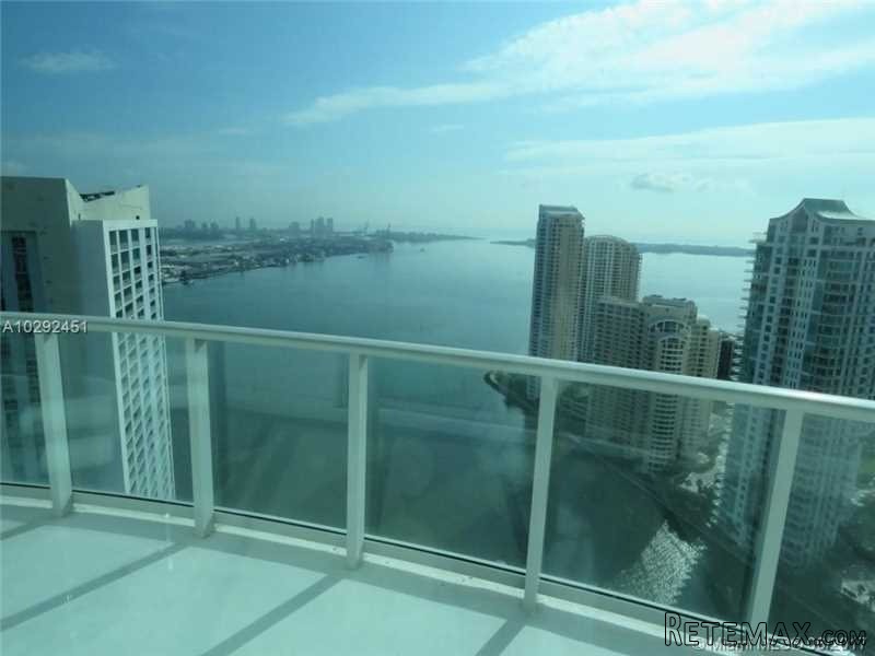 3 bedroom Flat For Sale: 300 S Biscayne.. - 2