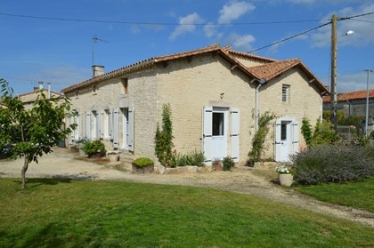 Beautifully renovated home set in..