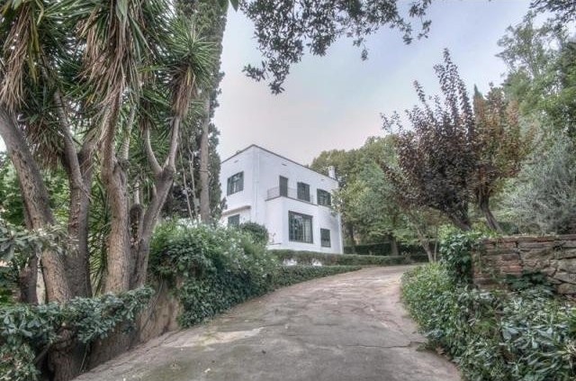 7 bedroom Detached House For Sale:.. - 2