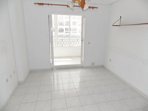 A 1 BEDROOM APARTMENT - 2