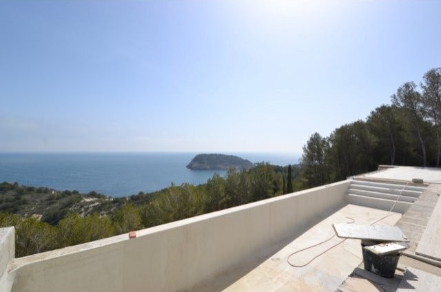 Luxury Front Line Villa, Stunning Views* - 2