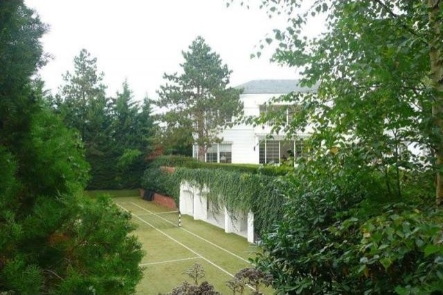 7 bedroom House For Sale: 78430.. - 2