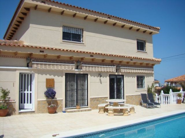 Detached for sale 389.950 € Costa..