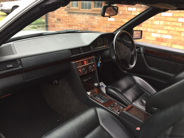 Mercedes-Benz E220 E220 Cabriolet A - 2