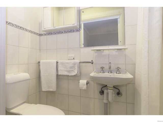 Recently refurbished studio apartment.. - 2
