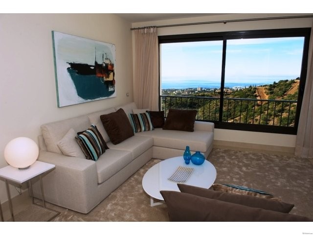 APARTMENT FOR SALE LOS MONTEROS