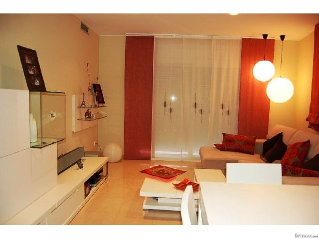 3 Bedrooms - Apartment - Girona - For..