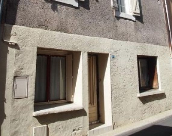 Former Hotel To Renovate - 2