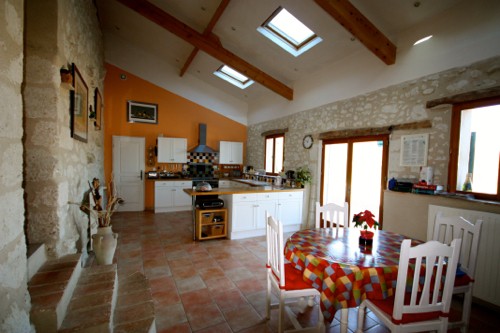 *Stunning fully-renovated stone house.. - 2