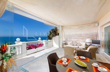 3 Bedrooms - Apartment - Malaga - Resale