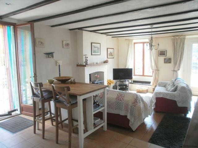 2 Bedroom Farm House For Sale - 2