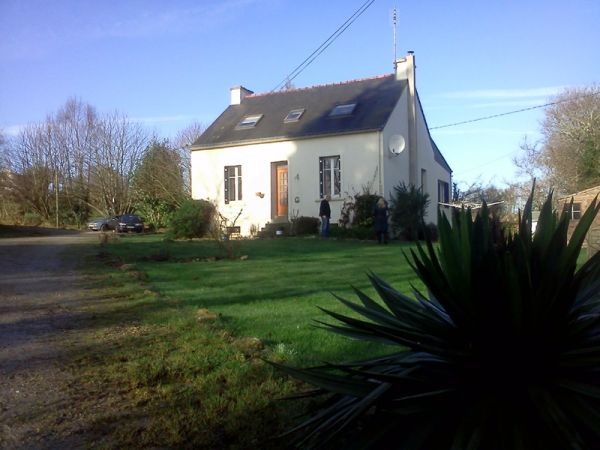 4 Bed Cottage, Basement, Quiet Location
