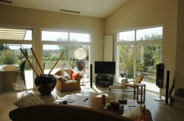 An Outstanding Contemporary Villa.. - 2