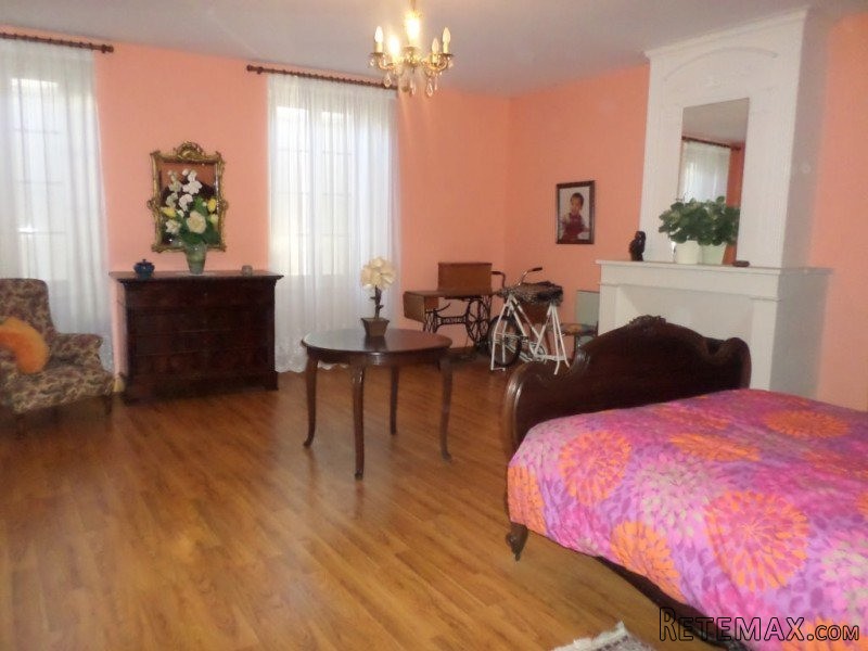 Townhouse With Garden St Jean D Angely - 2