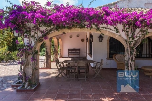 3 Bedroom Villa in Javea - 2