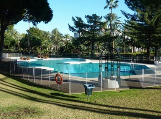 Apartment for sale in Puerto Banus..