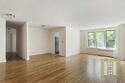 2 bedroom Apartment For Sale: 5425..
