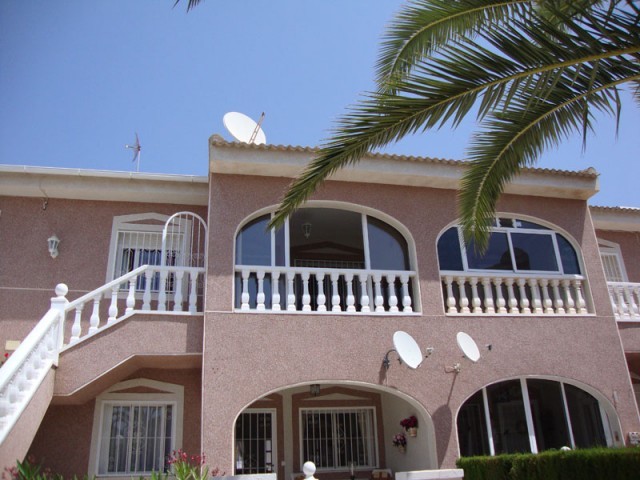 2 Bedrooms - Property - Alicante - For..