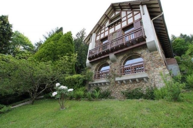 3 bedroom Character For Sale: 87480..