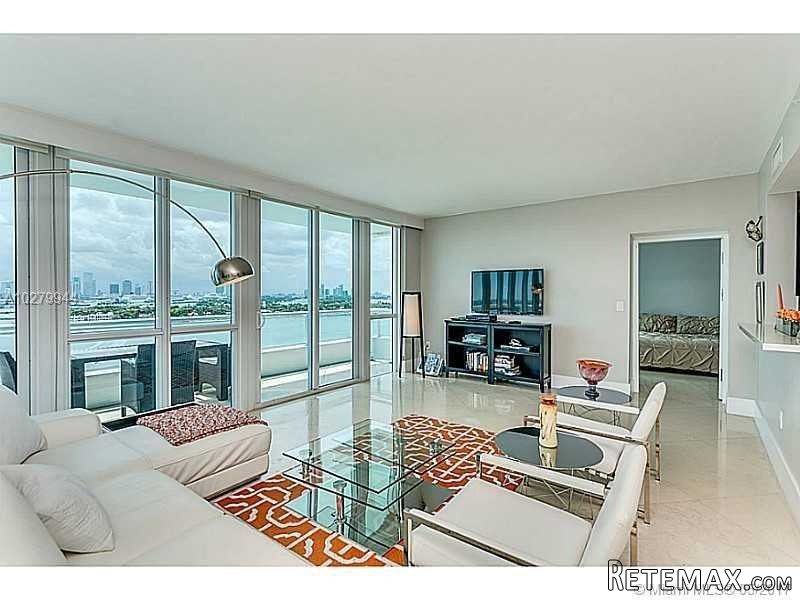 5 bedroom Flat For Sale: 520 WEST AVE #..