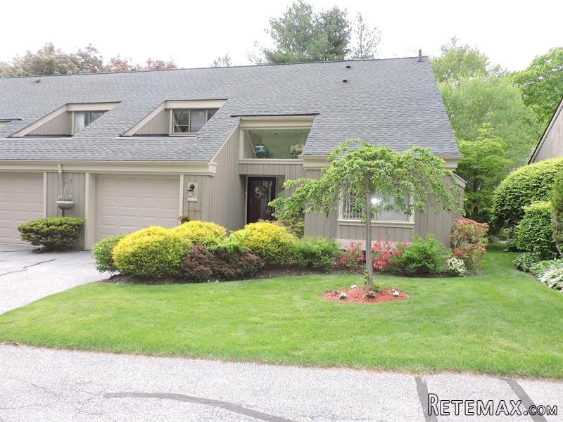 2 bedroom House For Sale: 439 Heritage..