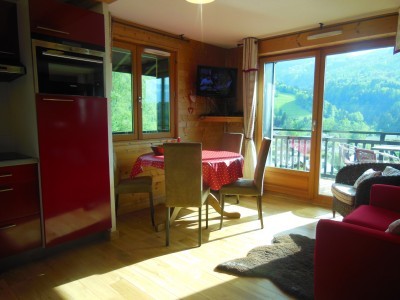 Recent lock up and leave, 2 bedroom ski..