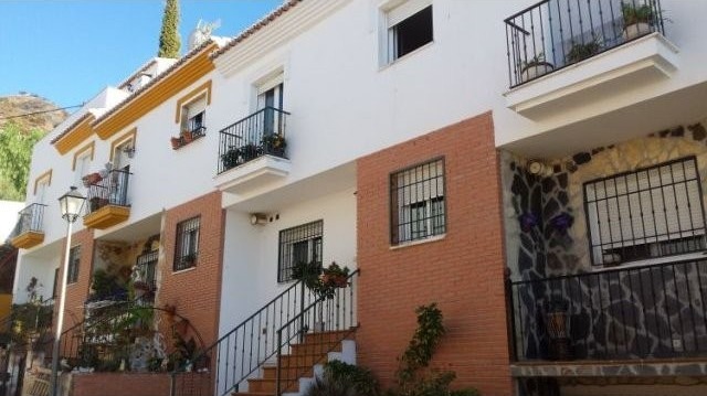 Town House for Sale in Competa, Competa..