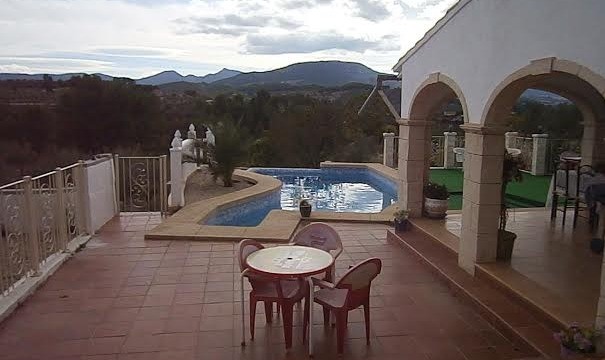 Lovely Chalet only 5 minutes from..