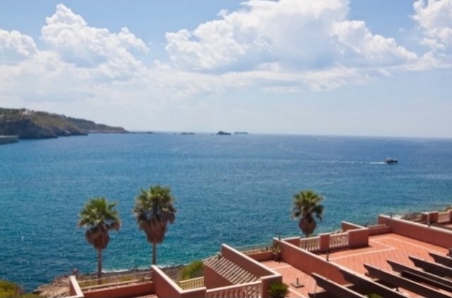 Nice First Sea Line Apartment With..