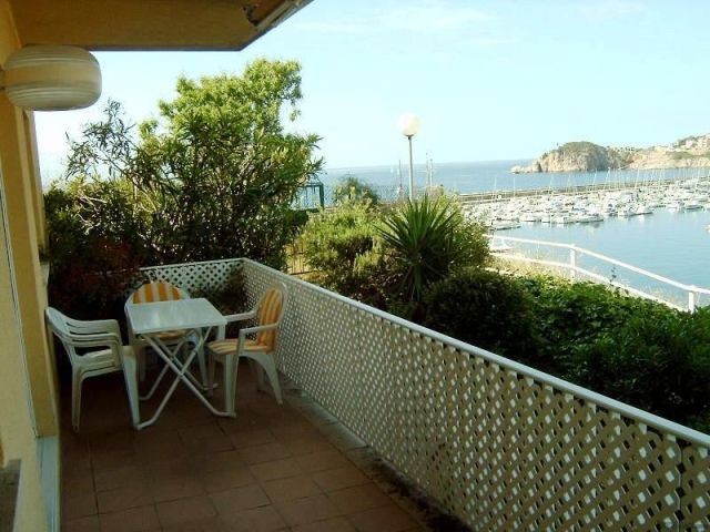 4 Bedrooms - Apartment - Girona - For..