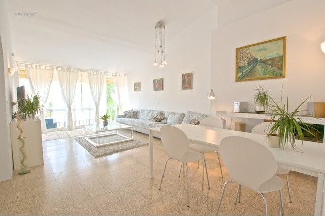 Apartment - Totally renovated spacious..