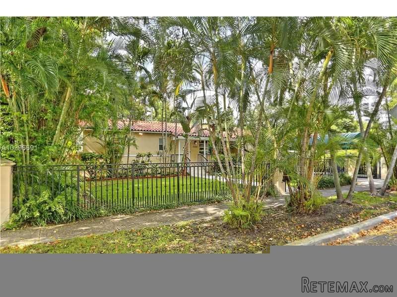 3 bedroom House For Sale: 2520 SW 26 Ln