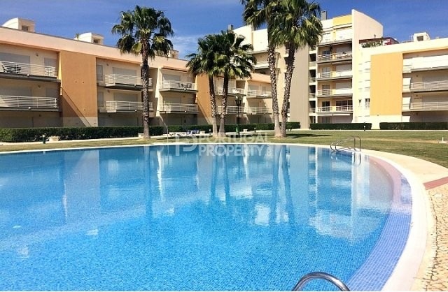 Two bedroom apartment walking distance.. - 2