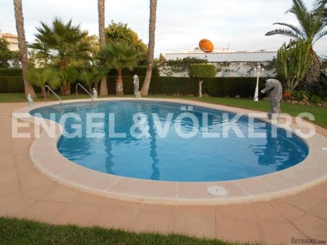 BEAUTIFUL VILLA 300 METERS FROM THE SEA - 2