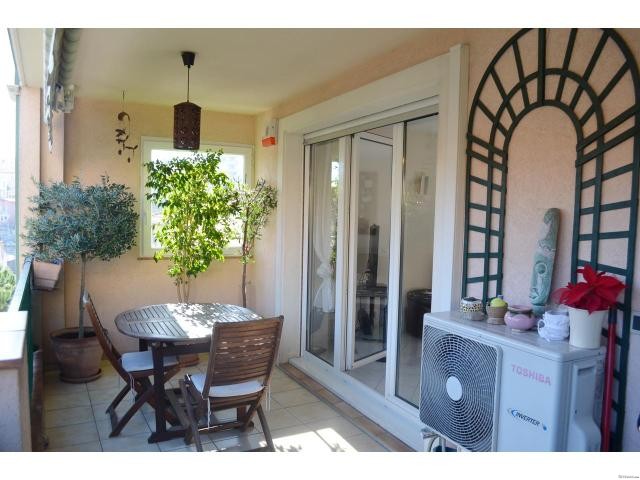 Fantastic, bright three bed - 2