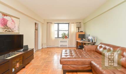 2 bedroom Apartment For Sale: 3103..