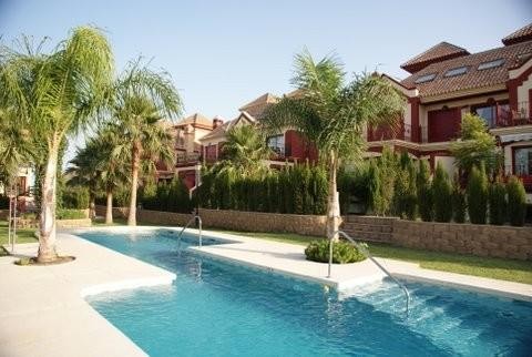 5 bedroom semi-detached villa for sale