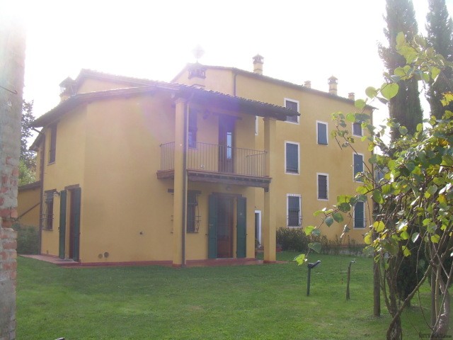 Country/farmhouse - For Sale - West of.. - 2