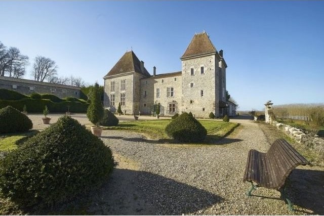 Imposing Listed Chateau In 23ha Of Land..