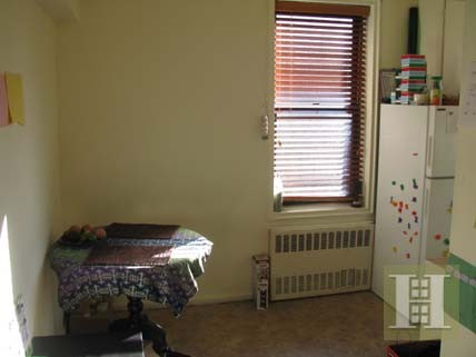 1 bedroom Apartment For Sale: 2860.. - 2