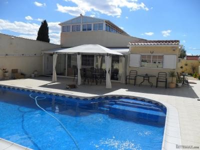 3 Bedrooms - Villa - Alicante - For Sale