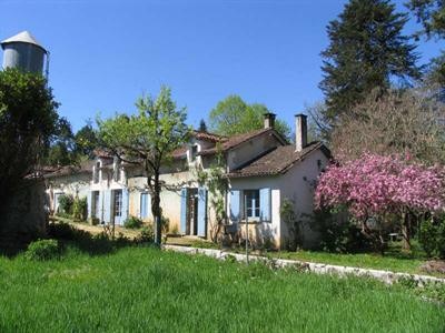 Bourdeilles (24310) - 2