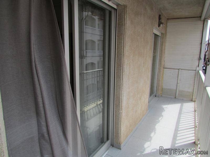 2 Bedrooms Apartment For Sale - 2