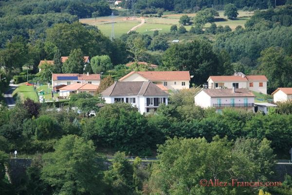 Saint Junien (87) - For sale : 5 bed.. - 2
