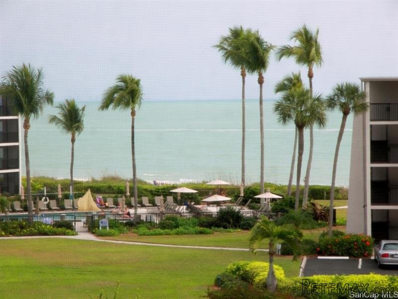 1 bedroom Condominium For Sale:..