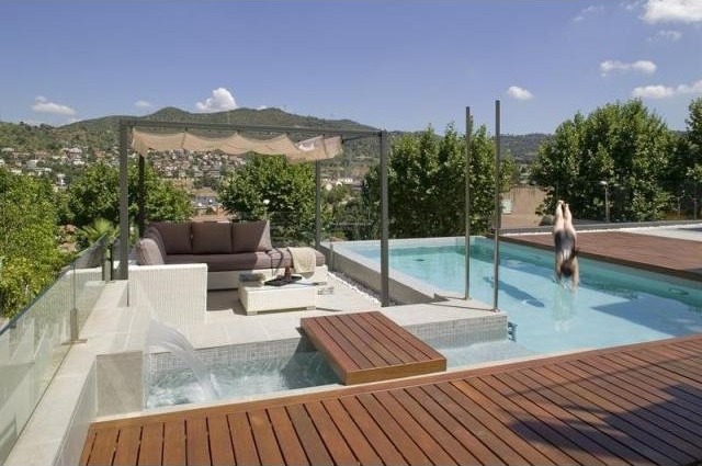 4 bedroom Detached House For Sale:.. - 2